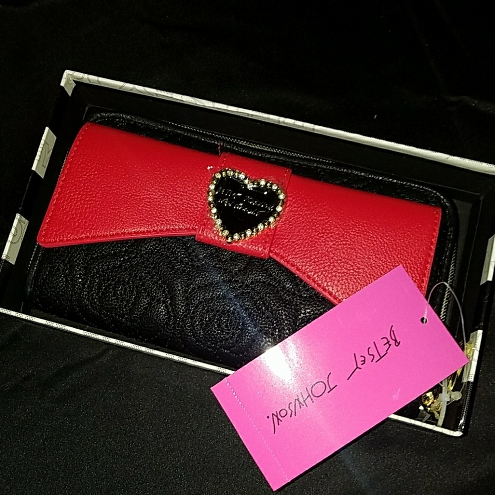 NWT Betsey Johnson Wallet